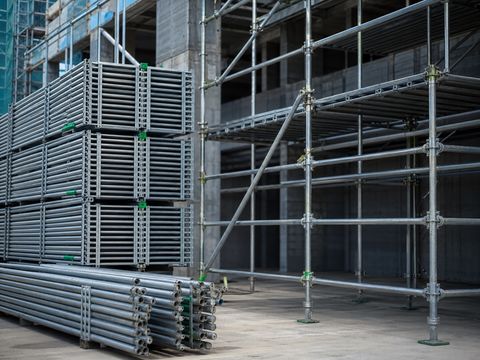 Andaimes para construção civil